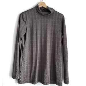 J. McLaughlin Nora long sleeve herringbone print turtleneck shirt size medium